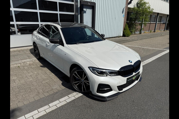 BMW 3-serie 330e High Executive M Performance CARBON/LASER