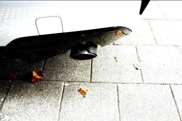 BMW 3-serie 330e High Executive M Performance CARBON/LASER