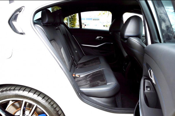 BMW 3-serie 330e High Executive M Performance CARBON/LASER