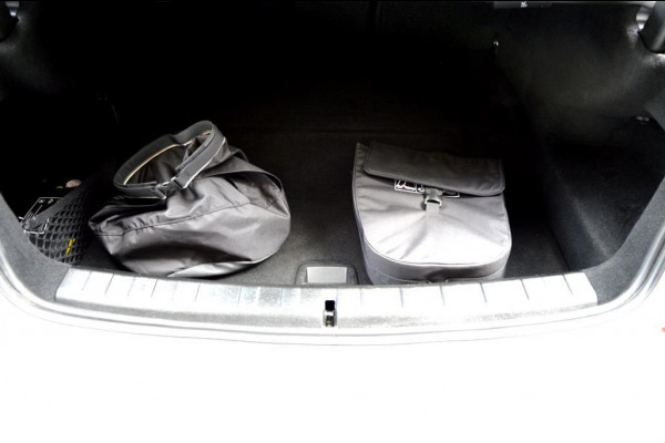 BMW 3-serie 330e High Executive M Performance CARBON/LASER