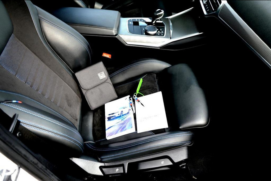 BMW 3-serie 330e High Executive M Performance CARBON/LASER