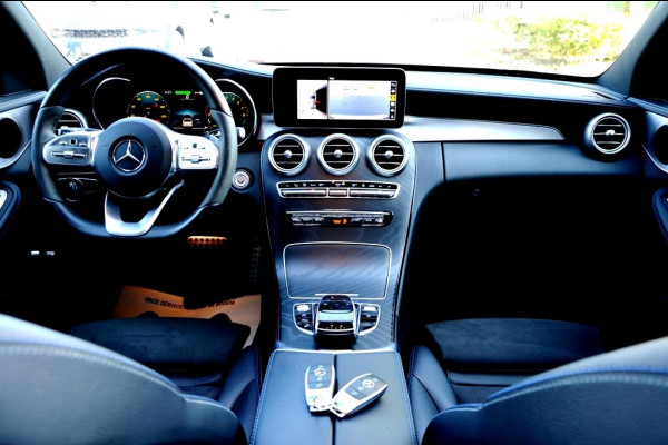 Mercedes-Benz C-Klasse Estate 300 e AMG 360º/LEER/NAVI/PANO