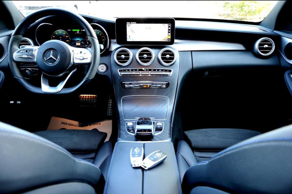 Mercedes-Benz C-Klasse Estate 300 e AMG 360º/LEER/NAVI/PANO