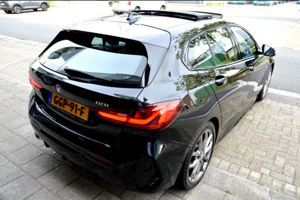 BMW 1-serie 118i High Executive M-Sport LMV18/CAM/NAVI/PANO
