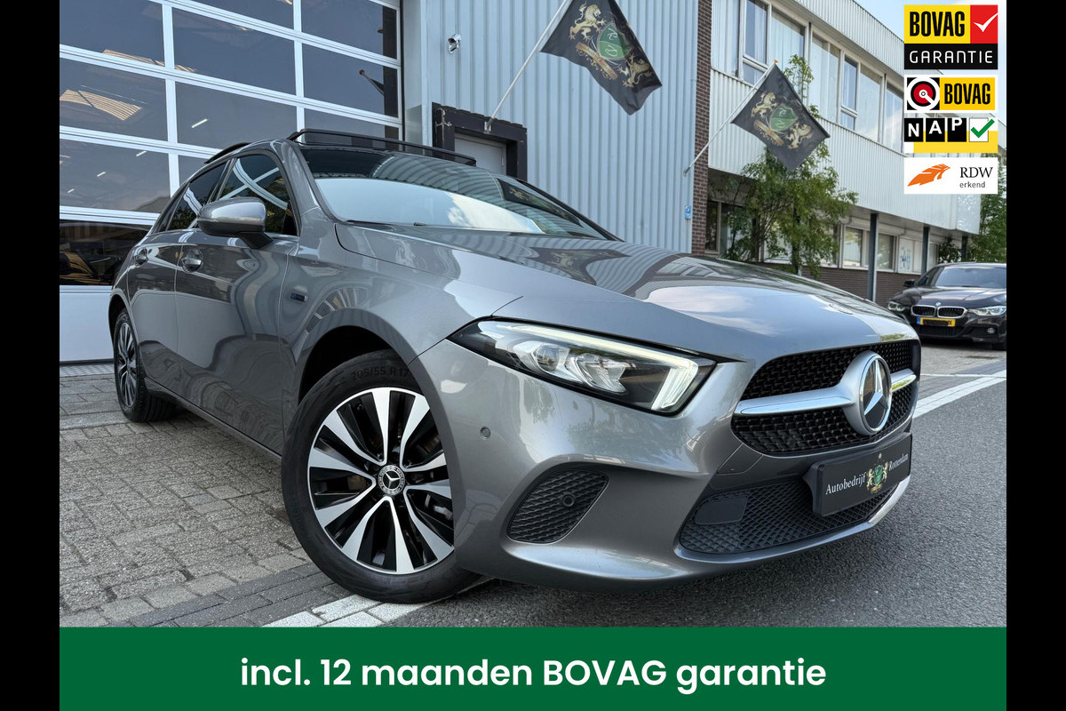 Mercedes-Benz A-Klasse 250 e AMG LED/PDC/CAM/LEER/NAVI/PANO