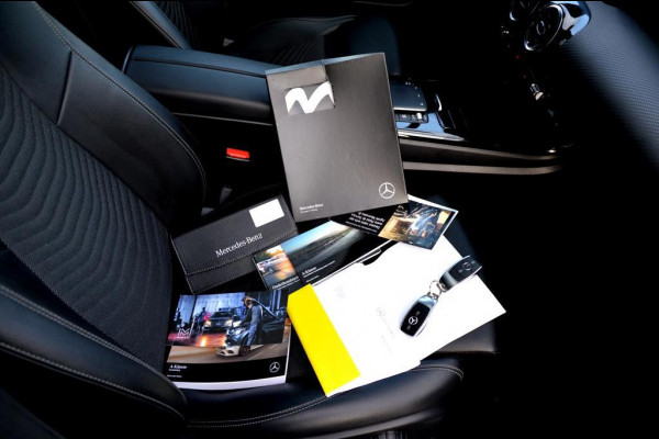 Mercedes-Benz A-Klasse 250 e AMG LED/PDC/CAM/LEER/NAVI/PANO