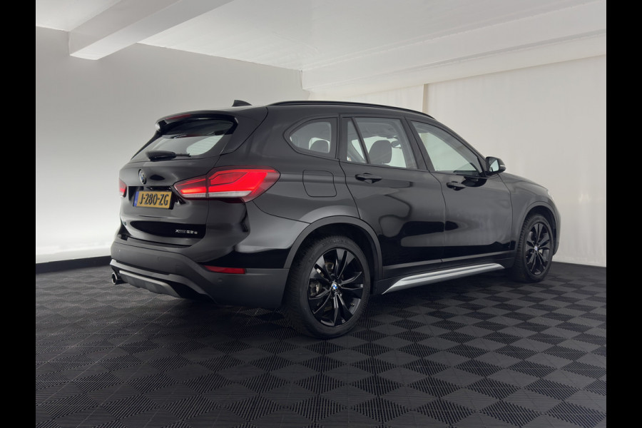 BMW X1 xDrive25e X-Line eDrive Edition AWD (Plug-In) (INCL-BTW) Aut * LUXURY-LEATHER | HEAD-UP | LEATHER-FABRIC | FULL-LED | NAVI-FULLMAP | HEATED-SPORTSEATS | AMBIENT-LIGHT |  ECC | PDC |  18''ALU*