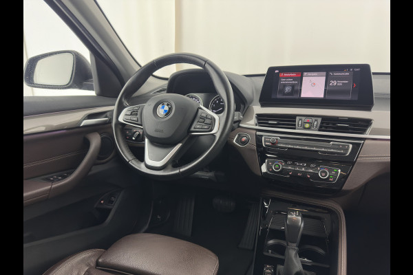 BMW X1 xDrive25e X-Line eDrive Edition AWD (Plug-In) (INCL-BTW) Aut * LUXURY-LEATHER | HEAD-UP | LEATHER-FABRIC | FULL-LED | NAVI-FULLMAP | HEATED-SPORTSEATS | AMBIENT-LIGHT |  ECC | PDC |  18''ALU*