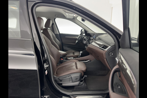 BMW X1 xDrive25e X-Line eDrive Edition AWD (Plug-In) (INCL-BTW) Aut * LUXURY-LEATHER | HEAD-UP | LEATHER-FABRIC | FULL-LED | NAVI-FULLMAP | HEATED-SPORTSEATS | AMBIENT-LIGHT |  ECC | PDC |  18''ALU*