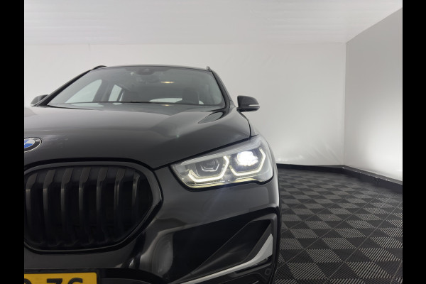 BMW X1 xDrive25e X-Line eDrive Edition AWD (Plug-In) (INCL-BTW) Aut * LUXURY-LEATHER | HEAD-UP | LEATHER-FABRIC | FULL-LED | NAVI-FULLMAP | HEATED-SPORTSEATS | AMBIENT-LIGHT |  ECC | PDC |  18''ALU*
