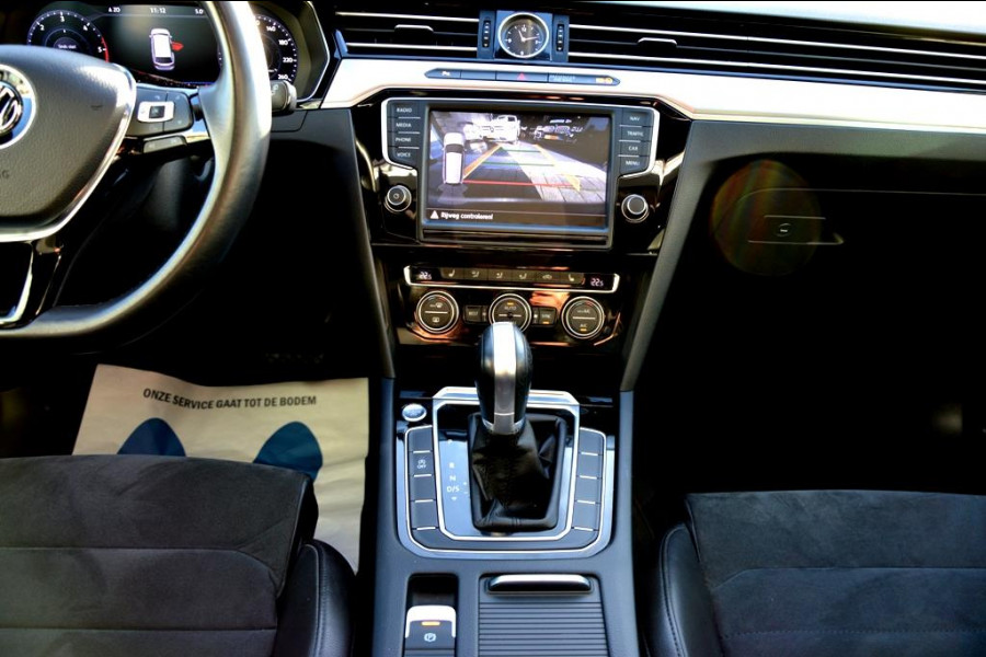 Volkswagen Passat Variant Highline R LEER/NAV/360º CAM/PANO