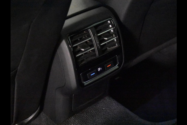 Volkswagen Passat Variant Highline R LEER/NAV/360º CAM/PANO