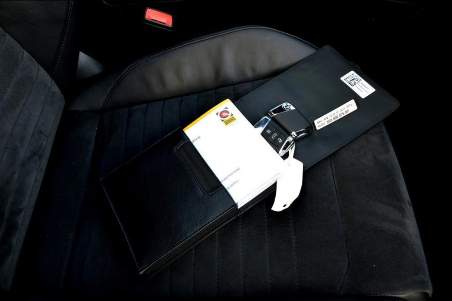 Volkswagen Passat Variant Highline R LEER/NAV/360º CAM/PANO