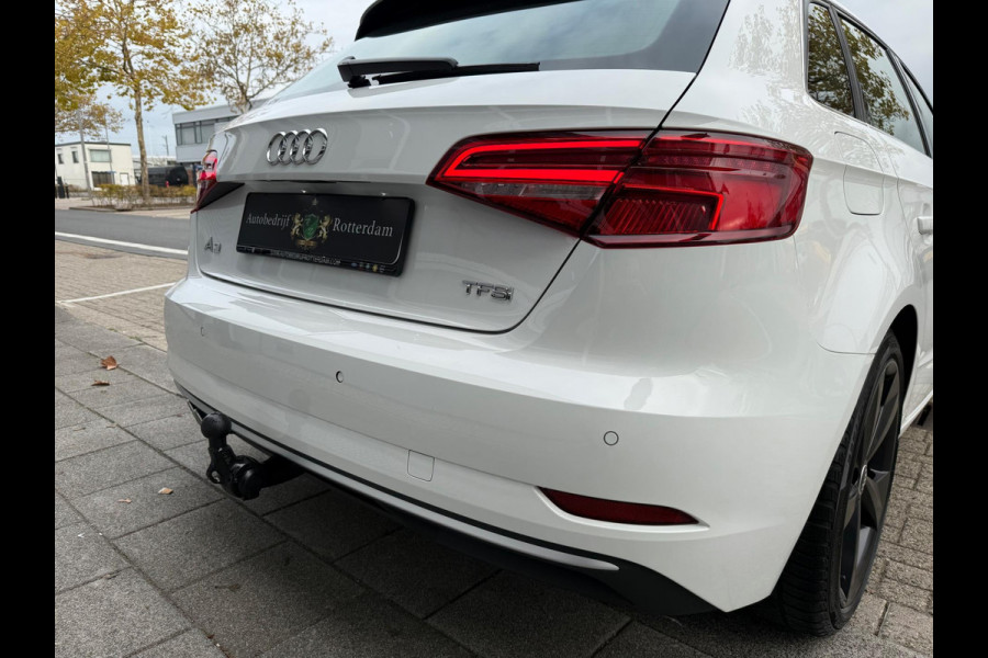 Audi A3 Sportback 1.5 TFSI Sport 150PK PDC/LMV-18/NAVI/PANO