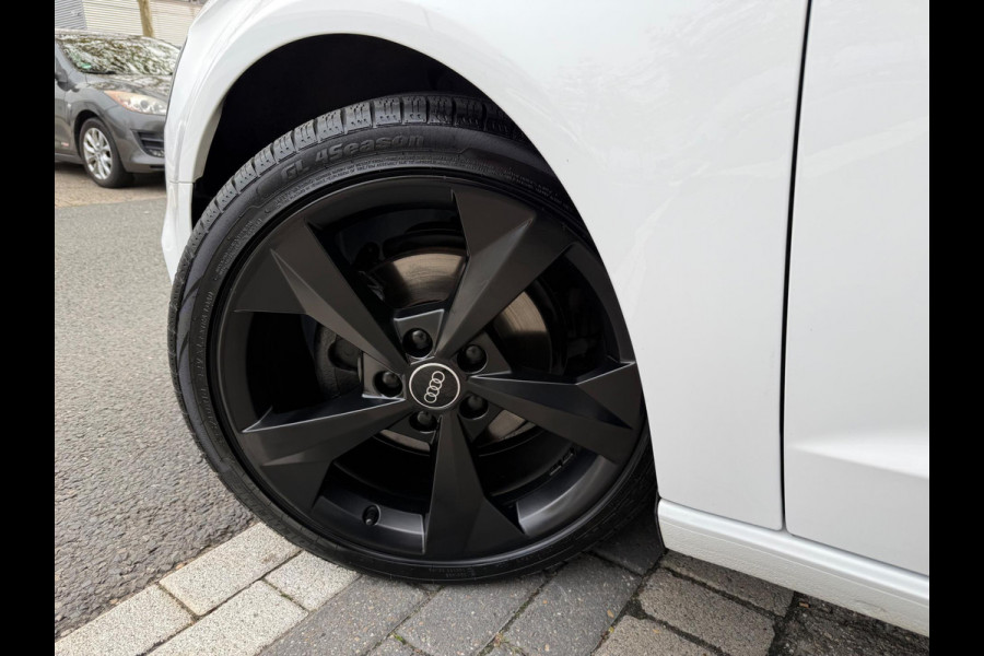 Audi A3 Sportback 1.5 TFSI Sport 150PK PDC/LMV-18/NAVI/PANO