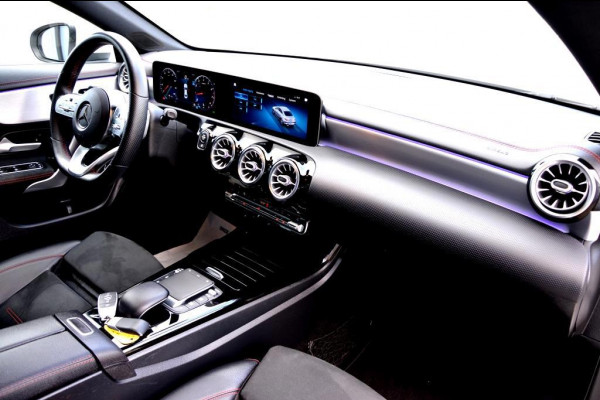 Mercedes-Benz CLA-Klasse 200 AMG LM18/LEER/NAV/&-Night SFEER