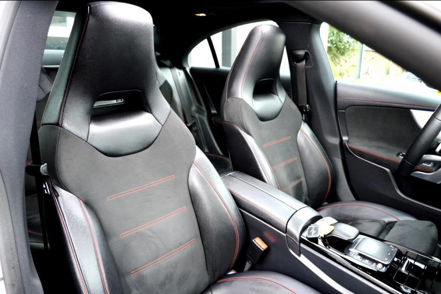 Mercedes-Benz CLA-Klasse 200 AMG LM18/LEER/NAV/&-Night SFEER