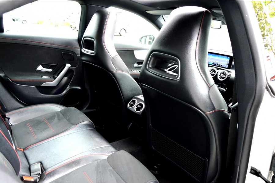 Mercedes-Benz CLA-Klasse 200 AMG LM18/LEER/NAV/&-Night SFEER