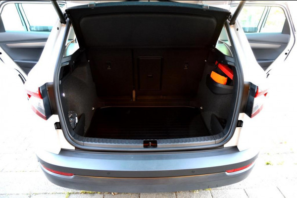 Škoda Karoq 1.5 TSI ACT Style AUT LED/CAM/S18/LEER/NAVI/PANO