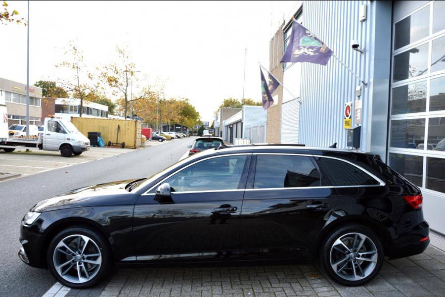 Audi A4 AVANT 35 TFSI Design ECC/PDC V&A/LED/LMV18/NAVI/PANO
