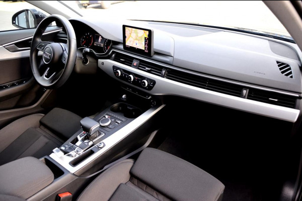 Audi A4 AVANT 35 TFSI Design ECC/PDC V&A/LED/LMV18/NAVI/PANO