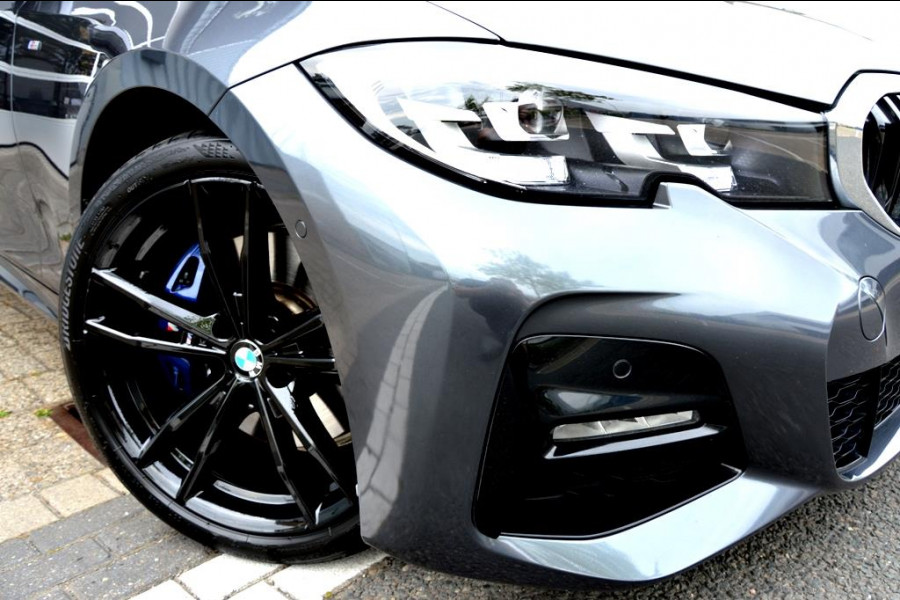 BMW 3-serie 330e High Executive AUT 292PK LED/LEER/NAV/LMV19