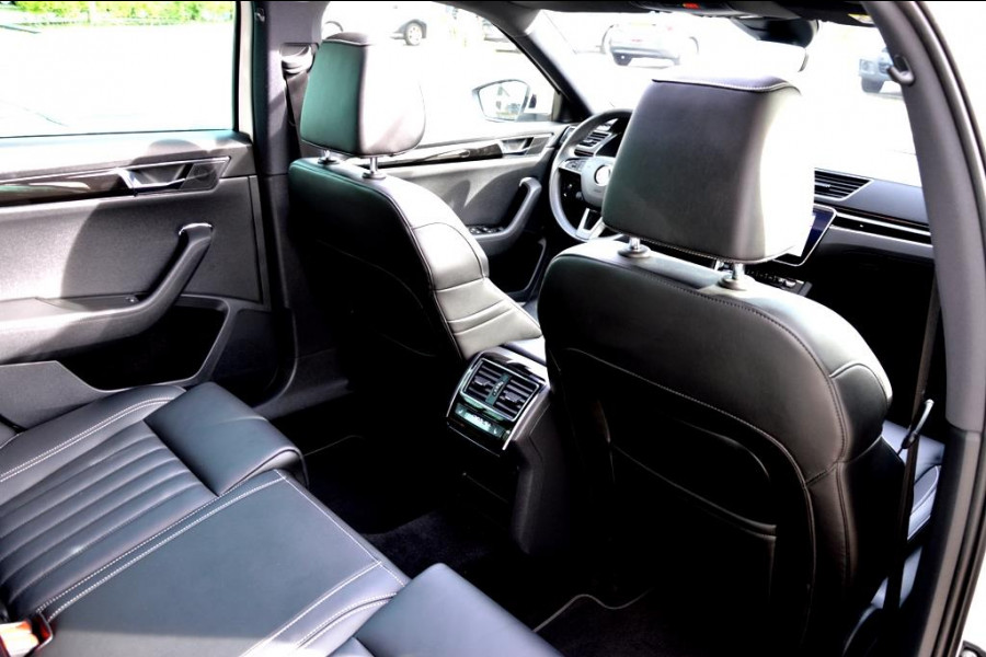 Škoda Superb Combi 1.4 TSI iV CAM/LMV19/NAVI/LEER/VIRTU/PANO
