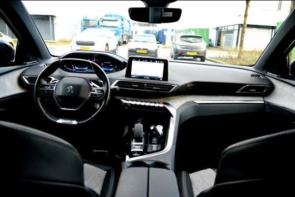 Peugeot 3008 1.6 HYbrid4 300 GT 300PK LMV-19/NAVI/LEER/360º