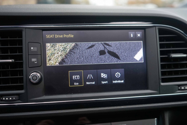 Seat Leon 1.4 EcoTSI FR Sport 150PK Panoramadak