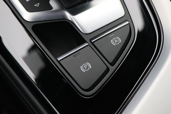 Audi A4 Avant 40 TFSI S edition 204PK 3x S-Line, LED, Virtual Cockpit, Camera, Apple Carplay, LED, 19"