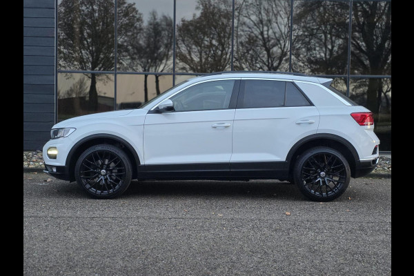 Volkswagen T-Roc 1.5 TSI Style |STUUR/STOELVERW.|ACC|CAMERA