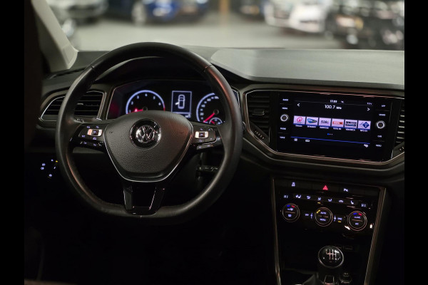 Volkswagen T-Roc 1.5 TSI Style |STUUR/STOELVERW.|ACC|CAMERA