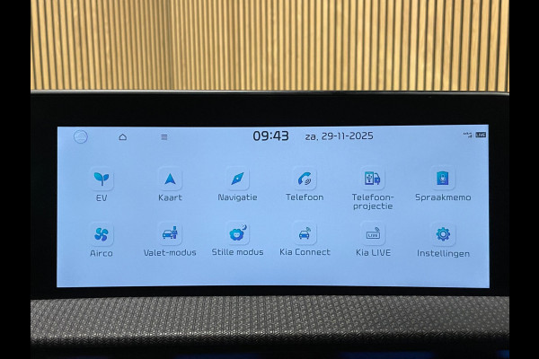 Kia Ev6 Plus 77.4 kWh|LEDER|MEMORY|STOELVERW. V+A/STOELVENT.V|STUURVERW|CAMERA|APPLE CARPLAY/ANDROID AUTO|IN.BTW|1e EIG|NL-AUTO|
