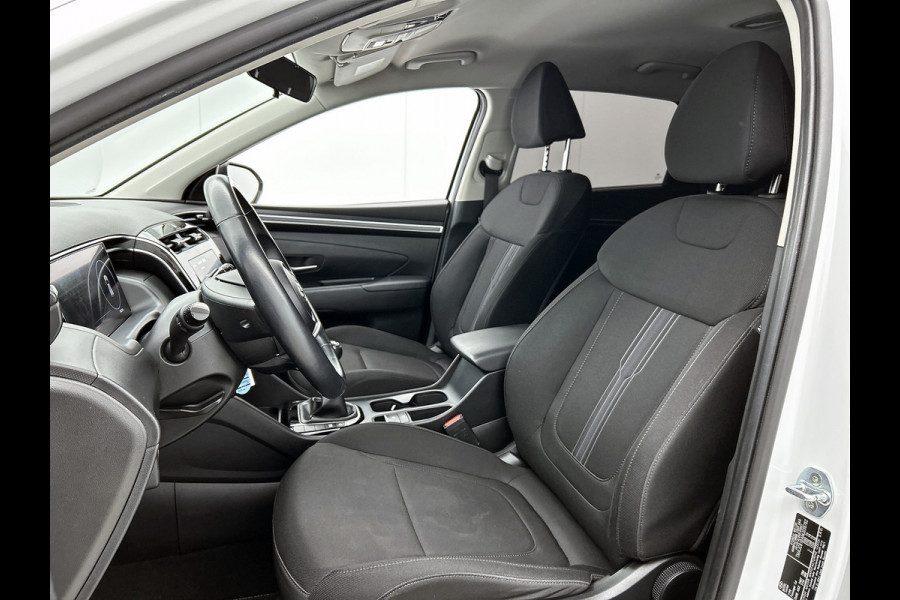 Hyundai Tucson 1.6 T-GDI MHEV i-Motion( Goed OnderH, Camera, PDC, Navi, Climate Con, Cruise Con, ETc)