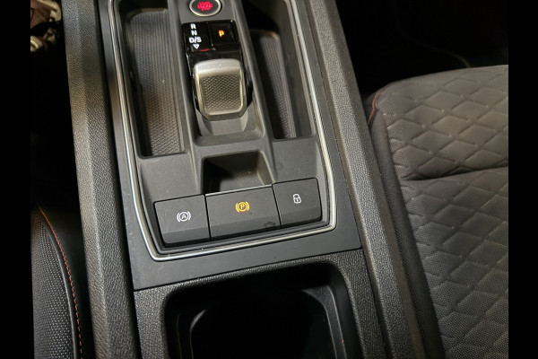 Seat Leon Sportstourer 1.0 eTSI FR Business Intense | Adaptive cruise | Camera | Virtual | Apple Carplay | Clima | 18'' Inch