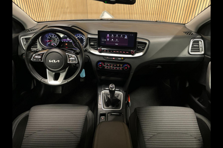 Kia Ceed Sportswagon 1.5 T-GDi DynamicLine|160PK|TREKHAAK|ANDROID/APPLE CARPLAY|CAMERA|CRUISE|CLIMATE|NAVI|NL-AUTO|NAP|INCL.BTW|