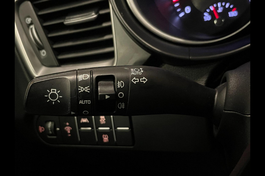 Kia Ceed Sportswagon 1.5 T-GDi DynamicLine|160PK|TREKHAAK|ANDROID/APPLE CARPLAY|CAMERA|CRUISE|CLIMATE|NAVI|NL-AUTO|NAP|INCL.BTW|