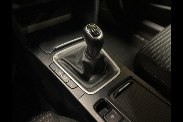 Kia Ceed Sportswagon 1.5 T-GDi DynamicLine|160PK|TREKHAAK|ANDROID/APPLE CARPLAY|CAMERA|CRUISE|CLIMATE|NAVI|NL-AUTO|NAP|INCL.BTW|