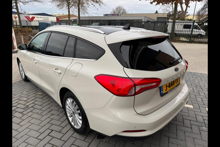 Ford FOCUS Wagon 1.0 EcoBoost Hybrid Titanium X Business | Pano | Stuurverwarming | digitale cockpit