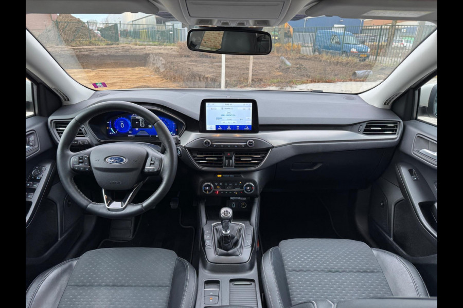 Ford FOCUS Wagon 1.0 EcoBoost Hybrid Titanium X Business | Pano | Stuurverwarming | digitale cockpit