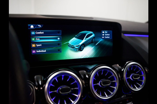 Mercedes-Benz GLA GLA 180 AMG Line | NIGHT | Pano | Memory