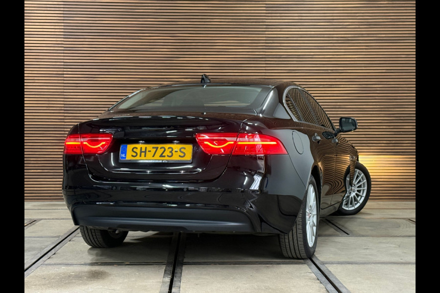 Jaguar XE 2.0 D Pure Pro Edition Automaat | Navigatie | Meridian | Bluetooth | Parkeersensoren | Keyless