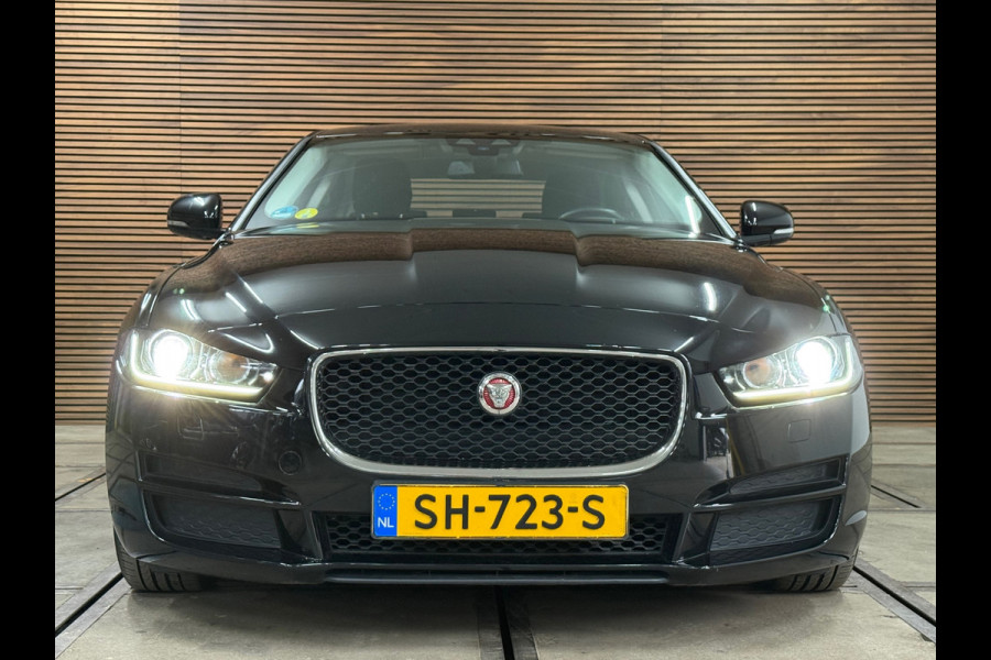 Jaguar XE 2.0 D Pure Pro Edition Automaat | Navigatie | Meridian | Bluetooth | Parkeersensoren | Keyless
