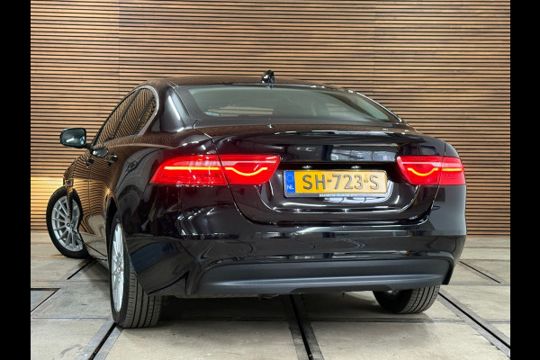 Jaguar XE 2.0 D Pure Pro Edition Automaat | Navigatie | Meridian | Bluetooth | Parkeersensoren | Keyless