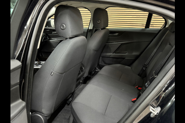 Jaguar XE 2.0 D Pure Pro Edition Automaat | Navigatie | Meridian | Bluetooth | Parkeersensoren | Keyless