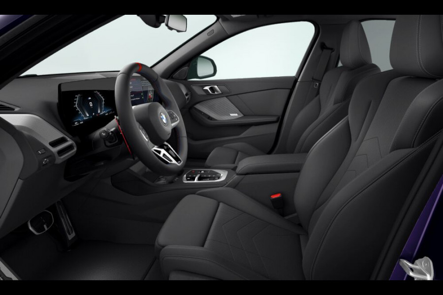 BMW 1-serie M135 xDrive - Pano - Driving Ass - Harman Kardon - Camera