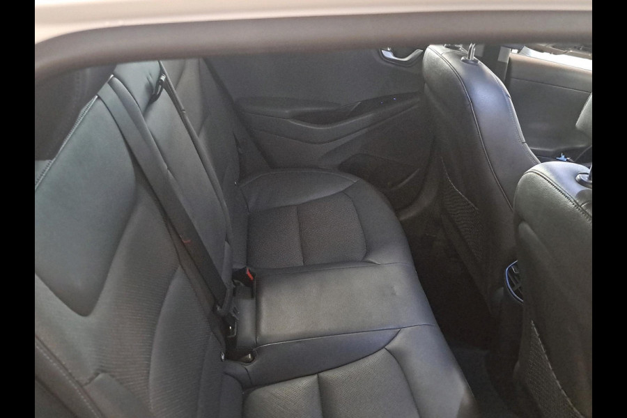 Hyundai IONIQ 1.6 GDi Premium Incl. Stoel en stuurverwarming | schuif-/kanteldak | Elektrisch verstelb. bestuurdersstoel met geheugen