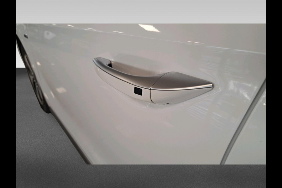 Hyundai IONIQ 1.6 GDi Premium Incl. Stoel en stuurverwarming | schuif-/kanteldak | Elektrisch verstelb. bestuurdersstoel met geheugen