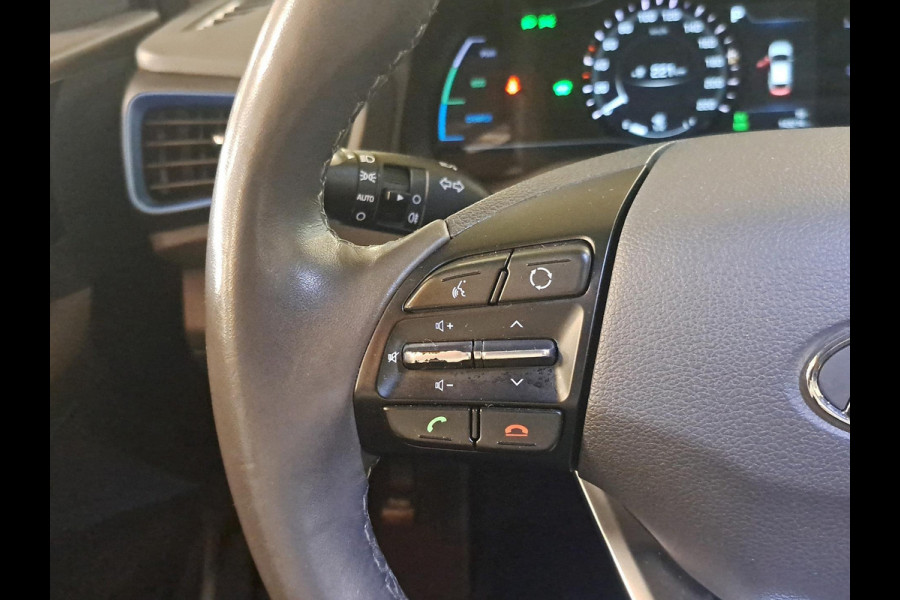 Hyundai IONIQ 1.6 GDi Premium Incl. Stoel en stuurverwarming | schuif-/kanteldak | Elektrisch verstelb. bestuurdersstoel met geheugen