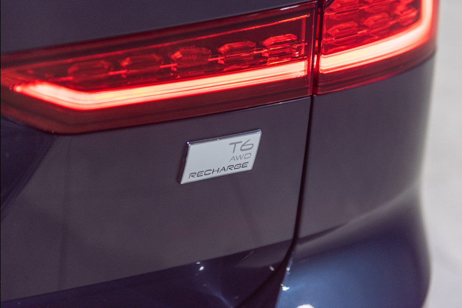 Volvo V60 T6 Aut. Plug-in Hybrid Inscription Leder ACC Panoramadak 340pk